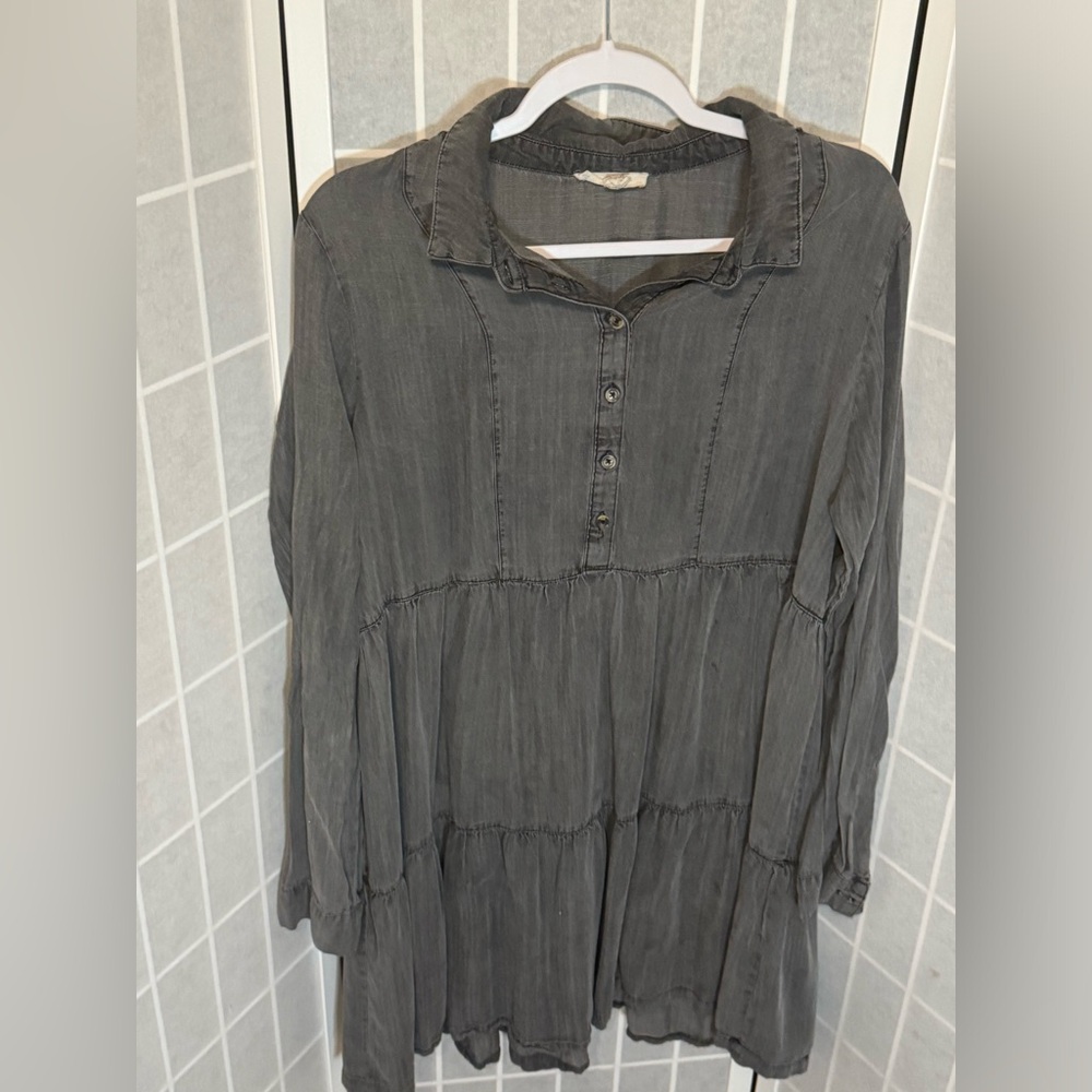 XL Gray Button Down Dress, Used— Excellent Condition